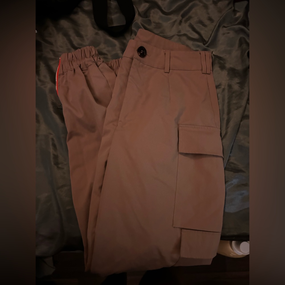 Cargo pants